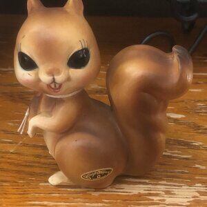 Vintage JOSEF ORIGINALS SQUIRREL Figurine with Big Eyes Original Labels